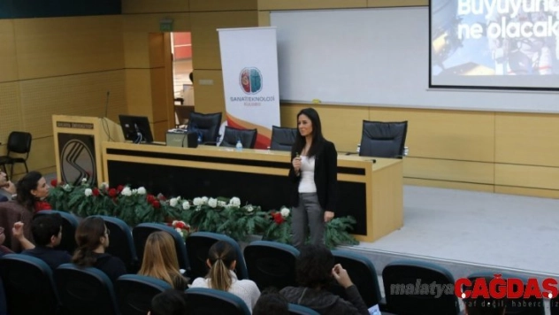 'Bir Hayat Bir Hayal Kur' konferansı SAÜ'de düzenlendi