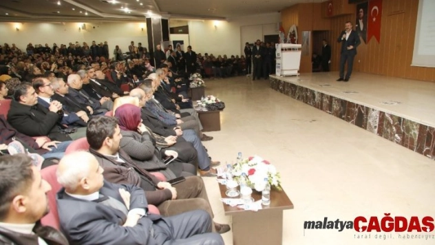 Duyarlı Aile, Bilinçli Genç konulu konferans verildi