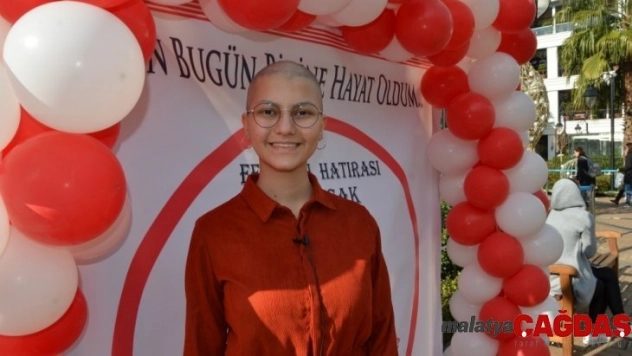 'Hayat Olabilirsin' Festivali'nde lenfoma hastası Azra'dan örnek çağrı