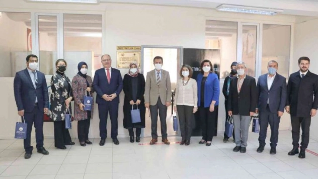 'Herkesin eğitimi sahiplenmesi gerekiyor'