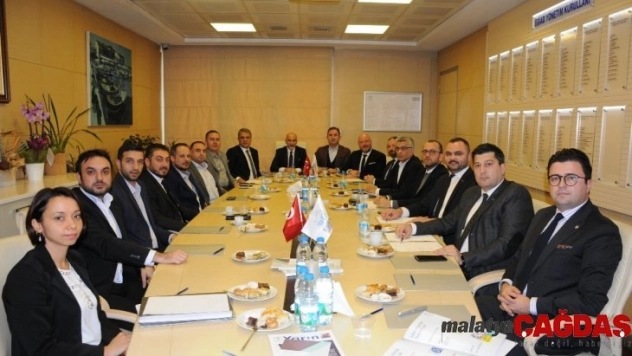 'İşsizlik için istihdam artırıcı politikaların geliştirilmesi önemli'