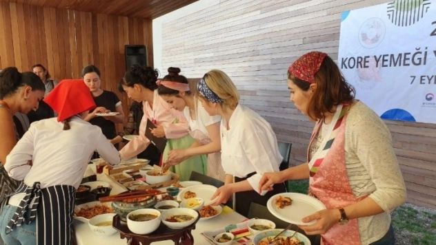 'Kore Yemeği Yarışması'nda Türk yarışmacılar hünerlerini sergiledi