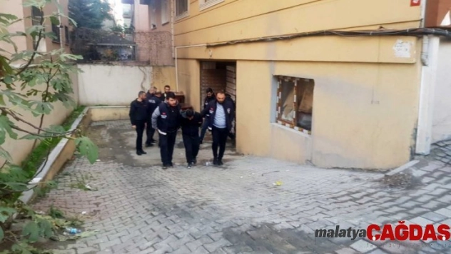 'Nakliyeciyiz' diyerek piyasadan milyonluk vurgun yapan şebeke, polise yakalandı