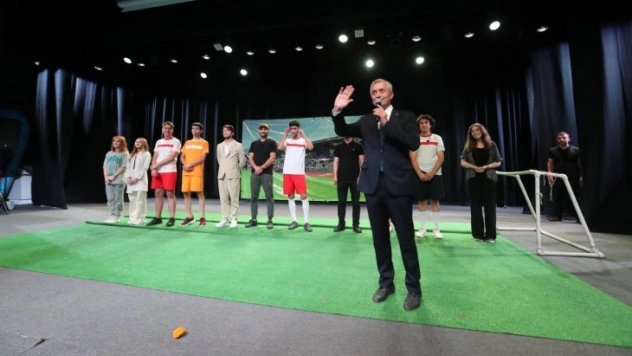 'Nefes Almadan' Gaziantepli çocuklarla buluştu