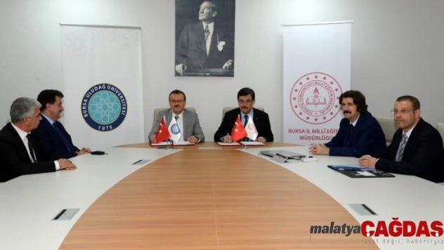 'Özel yetenekli öğrenciler' için işbirliği protokolü