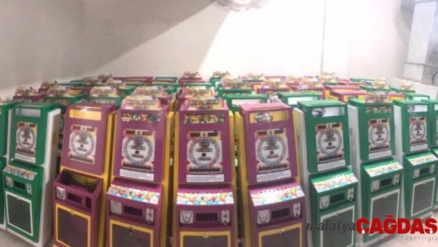 'Sakız makinesi' görünümlü kumar aleti üreten atölyelere operasyon