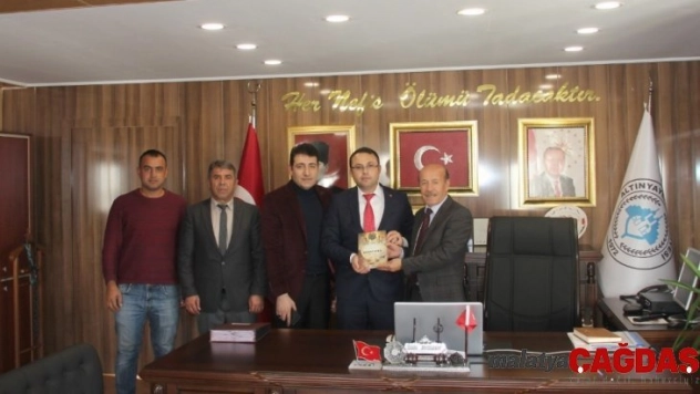 'Sarissa Altınyayla Tonus', okuyucuyla buluştu