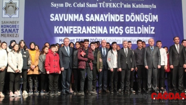 'Savunma Sanayide Dönüşüm' konferansı
