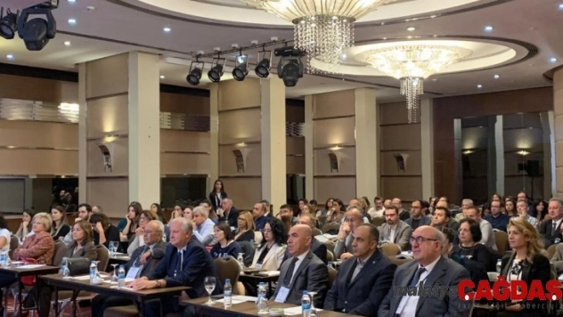 'Torasik Onkolojide Son Durum' sempozyumunda önemli mesajlar paylaşıldı