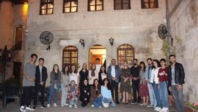 'Yen-Geç' isimli resim sergisi açıldı