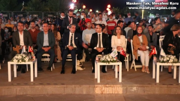 1. Kayapınar Film Günleri gala gecesi ile start aldı