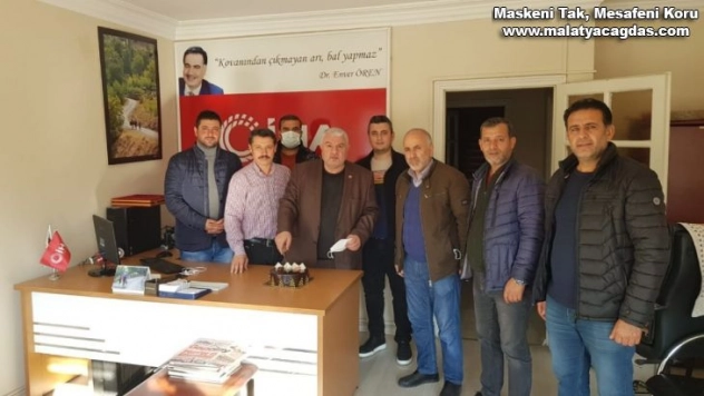 10 Ocak Gazeteciler Gününü pasta keserek kutladılar