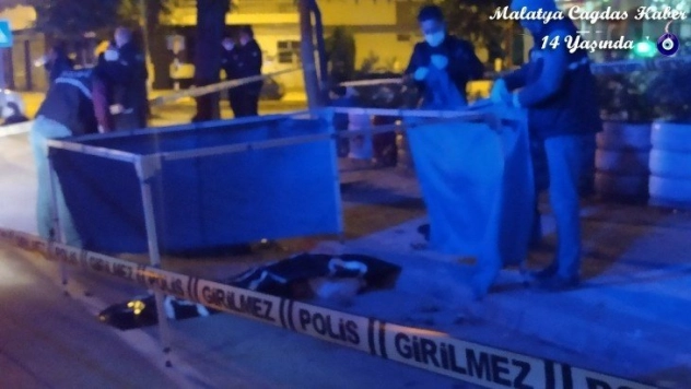 11'inci kattan aşağı atlayan 23 yaşındaki kız hayatını kaybetti