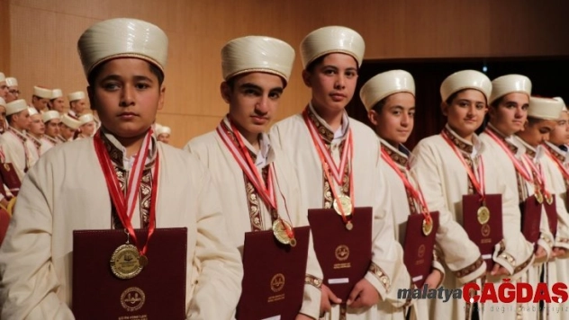 135 hafız için icazet töreni