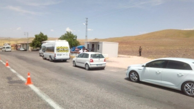 14 kişilik araca 17 kişi aldı