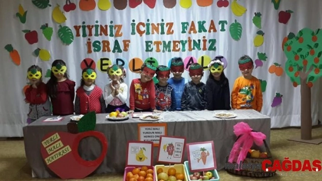 150 minik öğrenciye tam zamanlı Kur'an ve Değerler Eğitimi
