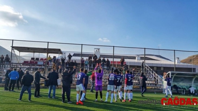 1.Amatör Küme Futbol Ligi'nde liderler haftayı kayıpsız geçti