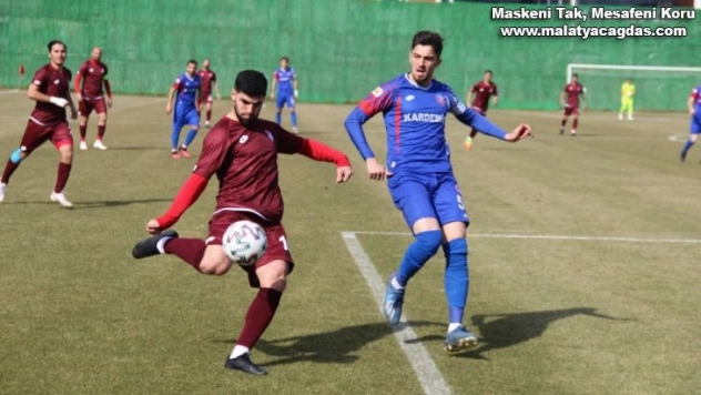 2. Lig: Elazığspor: 0 - Karabükspor: 2