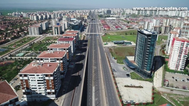 2 milyon TL vurgun yaptığı iddiasıyla gözaltına alınıp serbest bırakılan iş adamı açıklamalarda bulundu