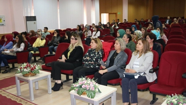 Meme Kanseri Farkındalık konferansı düzenlendi
