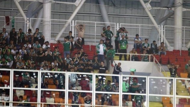 25 taraftara 1 yıl boyunca seyirden men cezası