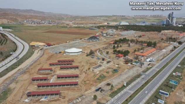 250 bin metrekarelik alana kurulan Hamidiye Kültür Parkı'nın 4 Eylül'de açılması planlanıyor