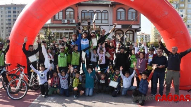 2.geleneksel bisiklet şenliği renkli geçti