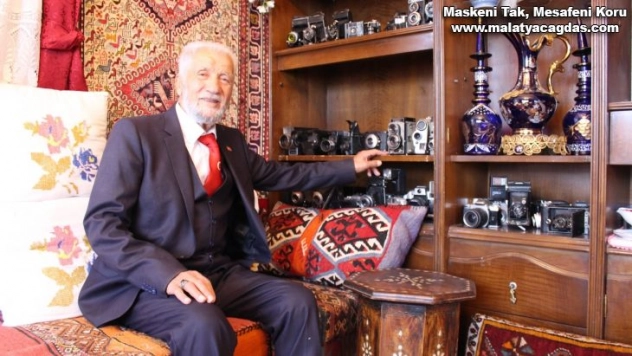 30 yılda biriktirdi, koleksiyon müzesine dönüştürdüğü evini 5 bin kişi ziyaret etti