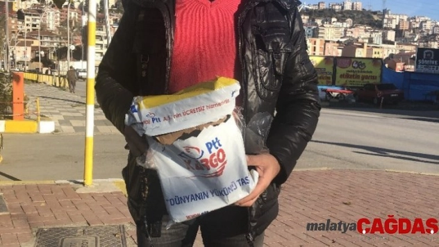 350 liralık cep telefon sipariş etti, paketi açınca şoku yaşadı