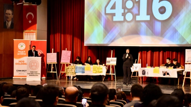 4.Geleneksel Liseler Arası Münazara Yarışması Tamamlandı