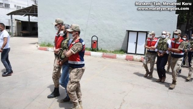 4 kişinin öldüğü olayla ilgili 4 zanlı adliyeye çıkarıldı