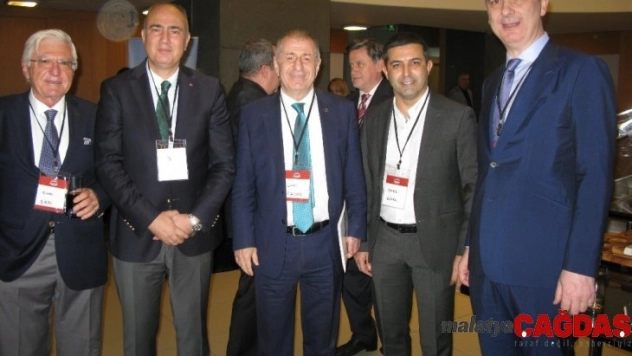 42. Dönem Taksim toplantılarının 179. oturumuna Kuşadası Belediyesi ev sahipliği yaptı