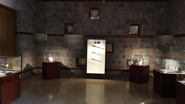 5 bin 500 yıllık kılıçlar tarihe ışık tutuyor