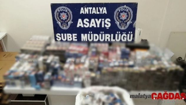 50 bin lira değerinde sigara çalan hırsızlar kaçamadı