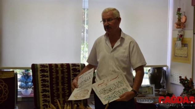 50 yıldır topladığı antika eşyalarla evini müzeye çevirdi