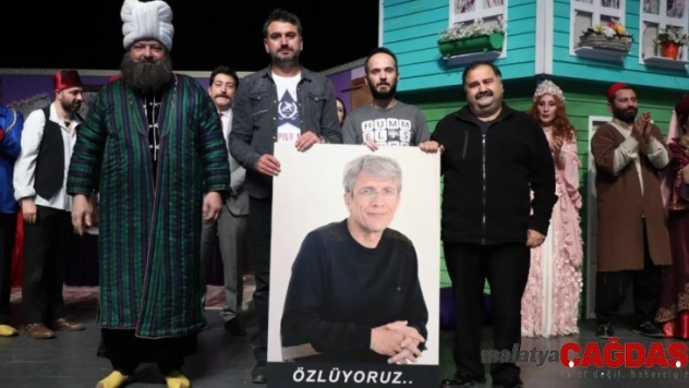 7 Kocalı Hürmüz tiyatro severlerden tam not aldı