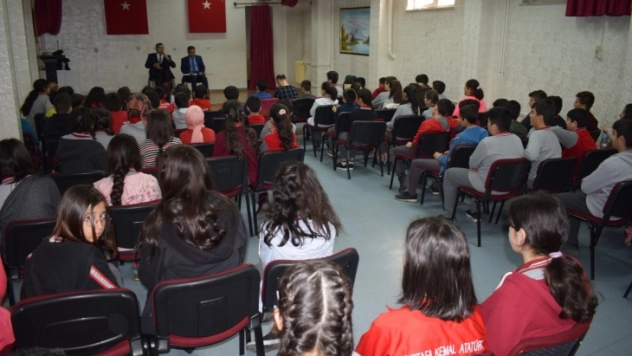 8455 Öğrenciye Engellilik Bilinci Verildi