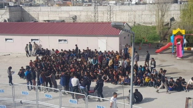 9 günde bin 535 kaçak göçmen yakalandı