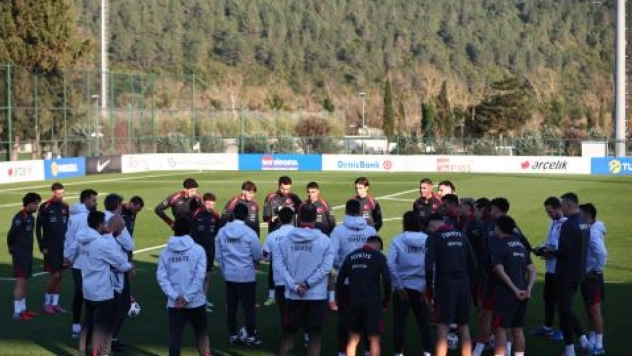 A Millî Takım, İspanya Maçı Hazırlıklarına Başladı