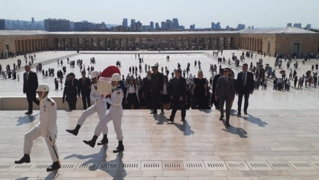 ABD'nin yeni Büyükelçisi Satterfield Anıtkabir'de