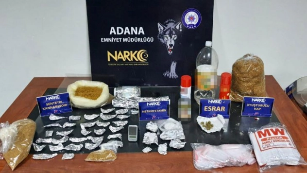 Adana'da 10 kilo 682 gram esrar ele geçirildi