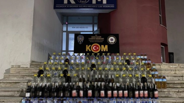 Adana'da 2 bin 378 litre sahte içki ele geçirildi