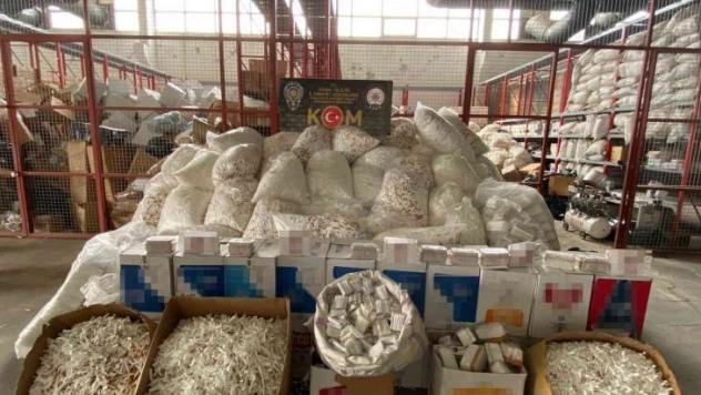 Adana'da 23 milyon 740 bin adet kaçak makaron ele geçirildi