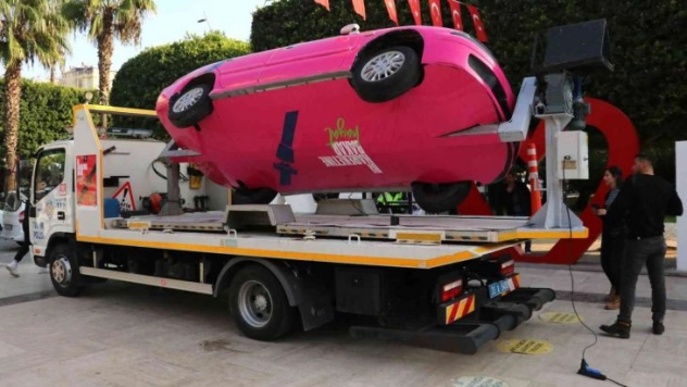 Adana'da emniyet kemeri takmayanlara ceza yerine simülasyon