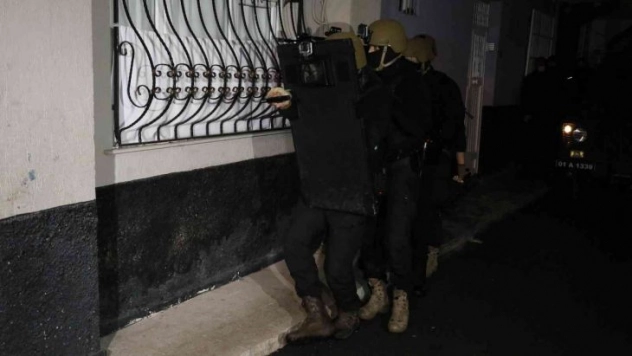 Adana'da PKK/KCK operasyonu: 17 gözaltı kararı