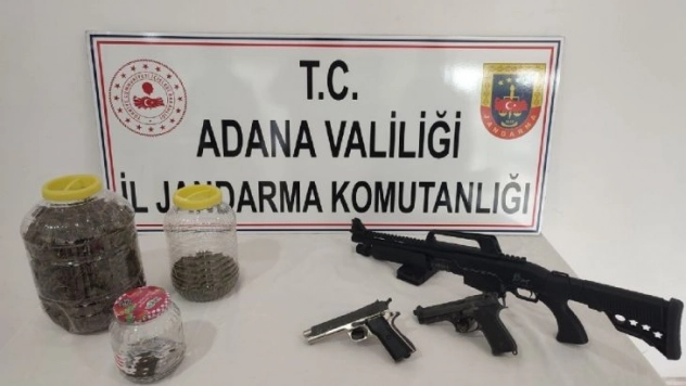 Adana'da uyuşturucu ve silah operasyonu