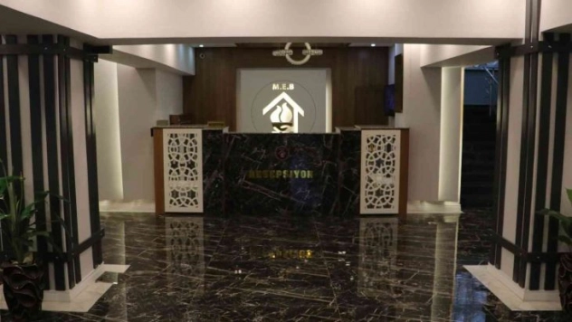 Adana Öğretmenevinden 5 yıldızlı hizmet