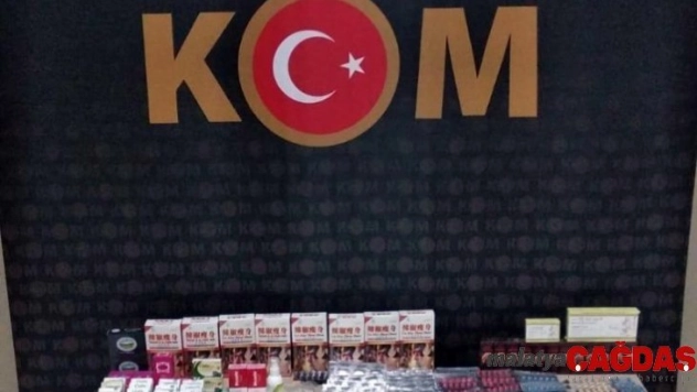 Adana'da 2 bin 110 adet cinsel ürün el geçirildi