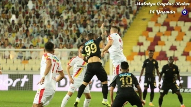 Büyük ile Cueva'nın performansı Hamzaoğlu'nu mutlu ediyor