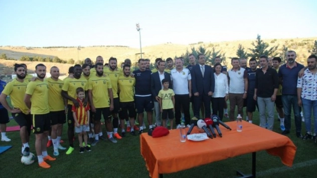 Adil Gevrek Partizan'ı yenip turu geçmek istiyoruz